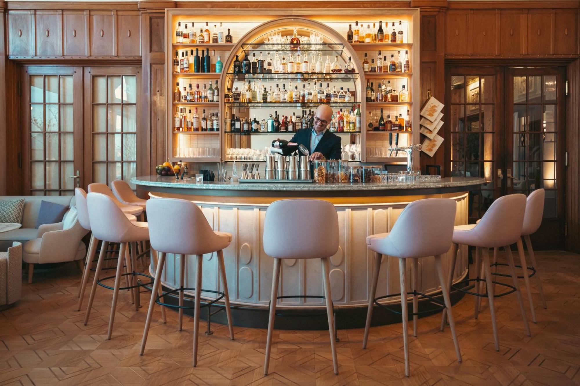 Art Deco Montana Hotel