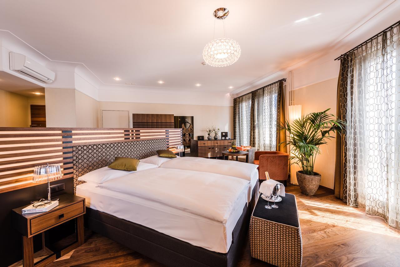 Art Deco Montana Hotel 4*